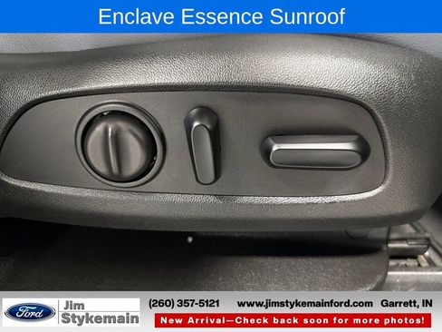 Used 2021 Buick Enclave Essence w/ Sound and Sites Package FWD image 35