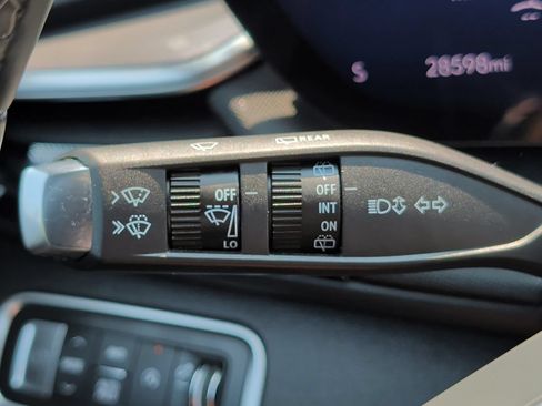 Used 2025 Buick Enclave Sport Touring w/ Power Package AWD/4WD image 45
