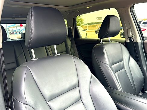 Used 2023 Nissan Rogue SL w/ SL Premium Package image 24