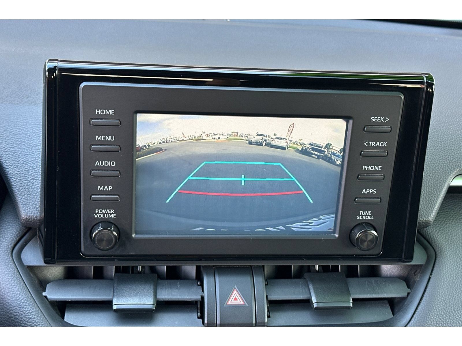 Used 2019 Toyota RAV4 LE w/ Carpet Mat Package FWD image 21