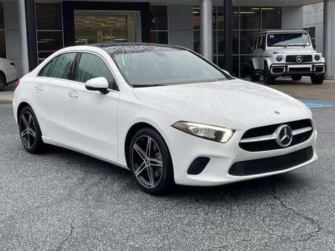 Certified 2022 Mercedes-Benz A 220 image 4