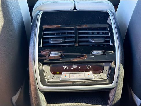 New 2026 BMW X5 xDrive50e w/ Climate Comfort Package image 21