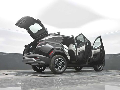 New 2026 Hyundai Tucson Limited image 42
