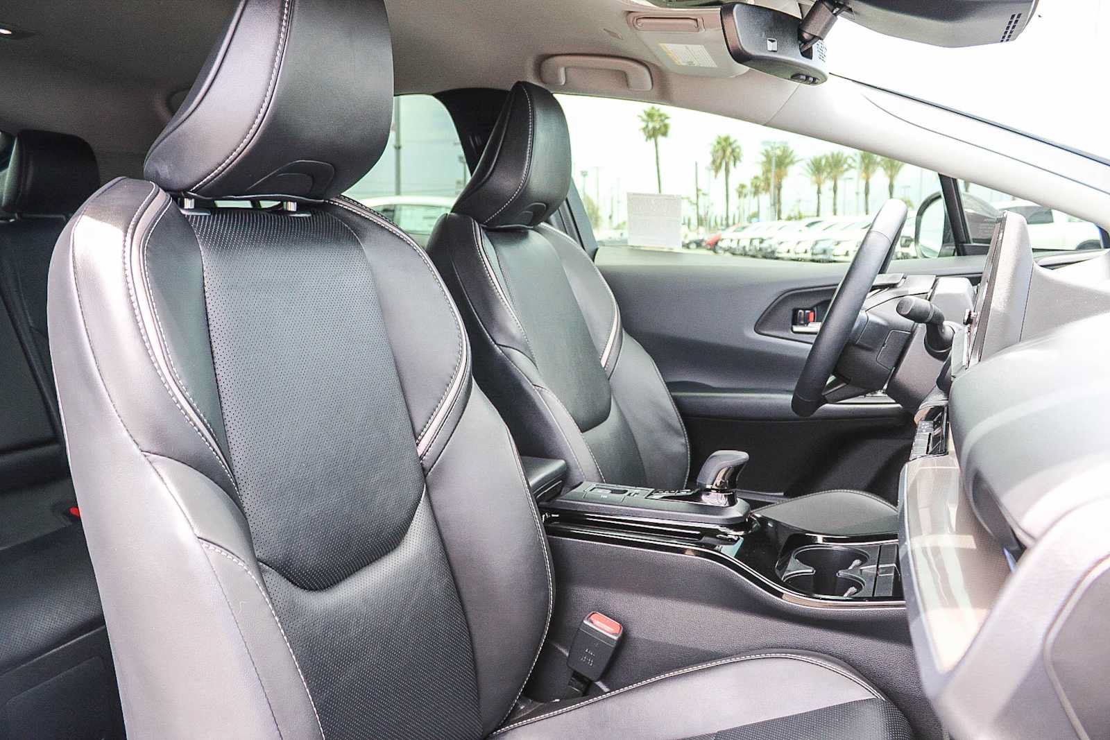 Used 2024 Toyota Prius XLE FWD image 16