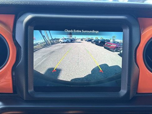Used 2021 Jeep Wrangler Unlimited Sport AWD/4WD image 24