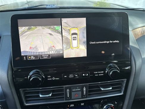 Used 2023 Nissan Armada SL image 24