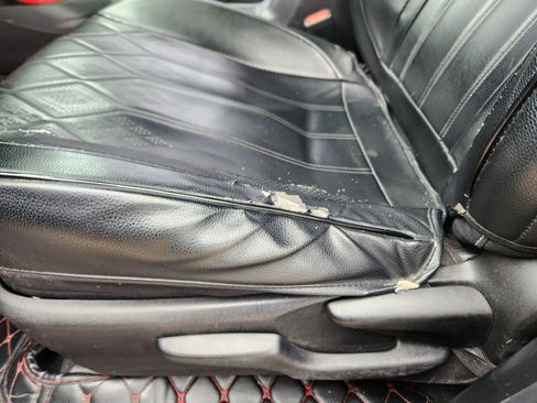 Used 2018 Toyota RAV4 XLE image 18