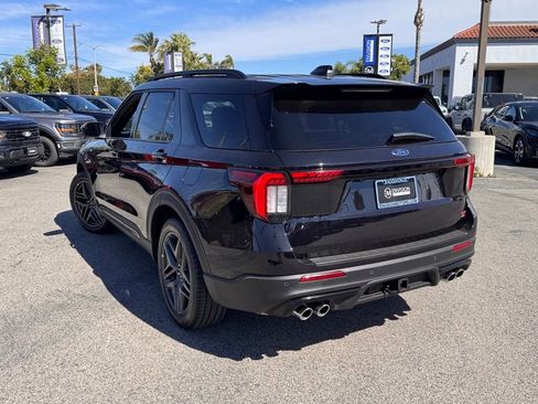 Used 2025 Ford Explorer ST w/ Sun And Sound Package image 10