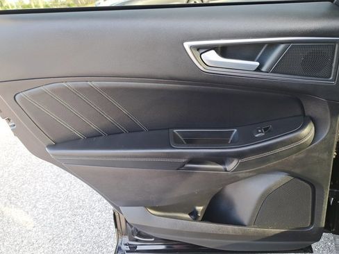 Certified 2022 Ford Edge ST w/ Equipment Group 401A image 13