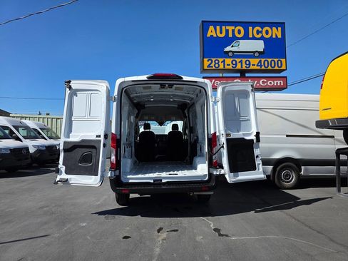 Used 2023 Ford Transit 250 Medium Roof image 13