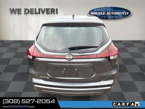 Used 2023 Nissan Kicks S FWD image 4