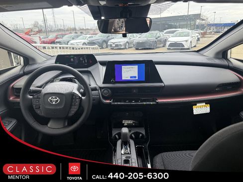 New 2026 Toyota Prius Plug-In Hybrid FWD image 10
