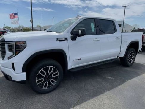 New 2026 GMC Sierra 1500 AT4 w/ AT4 Premium Package image 6