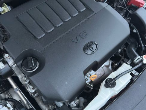 Used 2018 Toyota Avalon Touring image 43