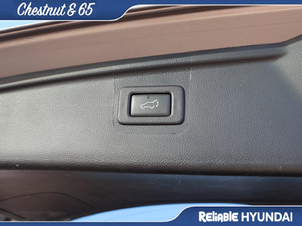 Used 2017 Subaru Outback 3.6R Limited AWD/4WD image 16