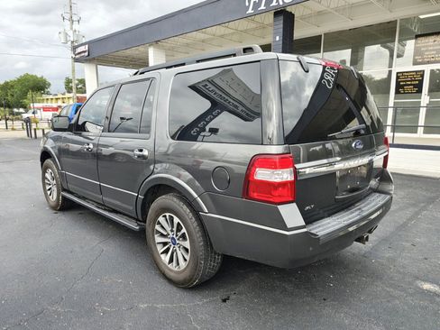 Used 2017 Ford Expedition XLT AWD/4WD image 9