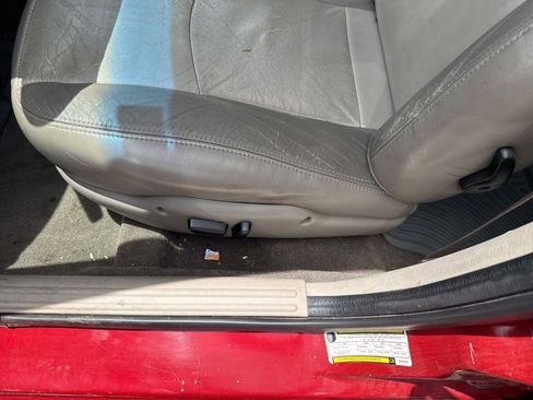 Used 2005 Chrysler Sebring Sedan FWD image 27