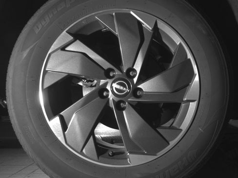 Used 2025 Nissan Rogue SV image 15