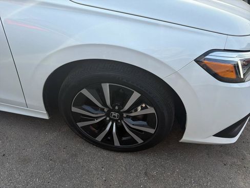 Used 2022 Honda Civic EX image 4