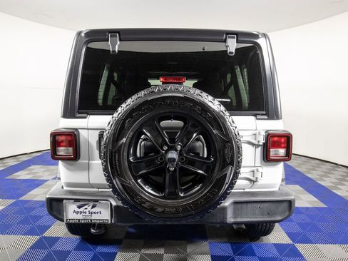 Used 2023 Jeep Wrangler Unlimited Sport AWD/4WD image 5