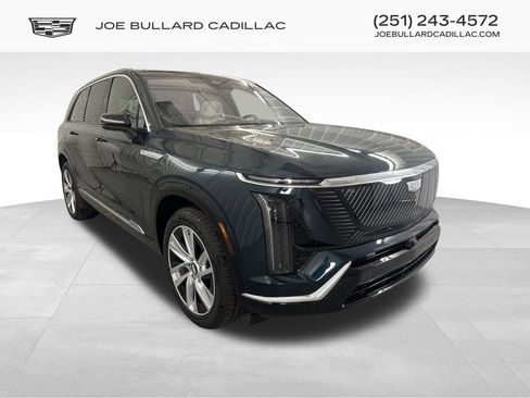 New 2026 Cadillac Vistiq Luxury w/ LPO, Floor Liner Package image 1
