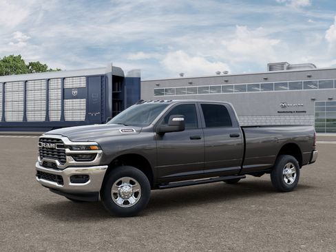 New 2026 RAM 2500 Tradesman AWD/4WD image 22