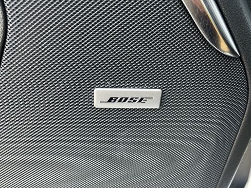 Used 2025 Chevrolet Suburban High Country AWD/4WD image 20