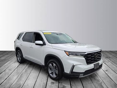 Used 2025 Honda Pilot EX-L image 5