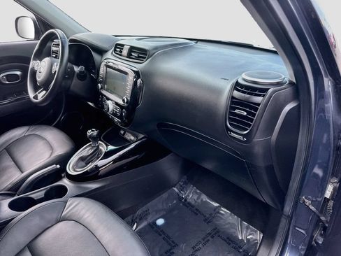 Used 2016 Kia Soul ! w/ Premium Package FWD image 30