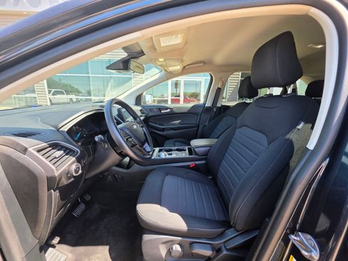 Used 2024 Ford Edge SE AWD/4WD image 10