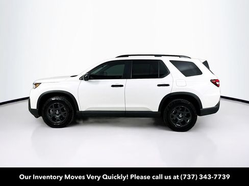 Used 2026 Honda Pilot TrailSport image 4