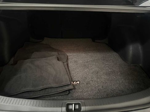 Certified 2023 Toyota Corolla SE w/ Carpet Mat Package (TMS) image 24