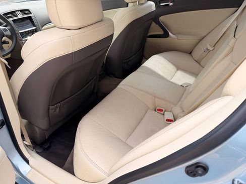 Used 2011 Lexus IS 250 w/ Premium Pkg Value Edition RWD image 6