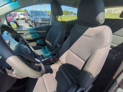 Used 2022 Chevrolet Bolt LT image 19