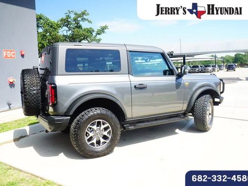 Used 2024 Ford Bronco Badlands AWD/4WD image 7