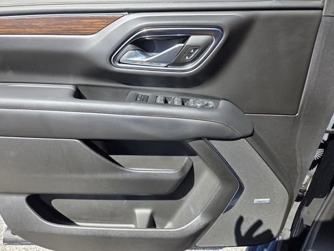 Used 2024 Chevrolet Tahoe High Country image 23