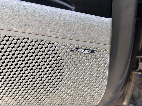 Used 2023 Hyundai Elantra Limited image 24