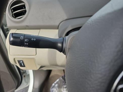 Used 2012 Toyota Yaris Sedan image 23