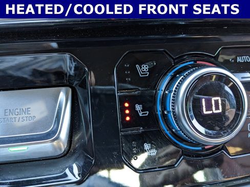 Used 2025 GMC Sierra 2500 Denali Ultimate image 6