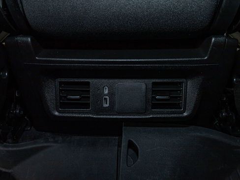 Used 2025 Chevrolet Silverado 1500 Custom Trail Boss w/ LPO, Dark Essentials Package image 27