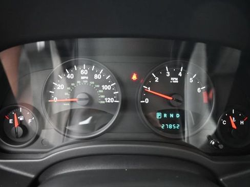 Used 2011 Jeep Compass 4WD image 17