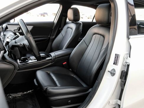 Used 2019 Mercedes-Benz A 220 4MATIC image 31