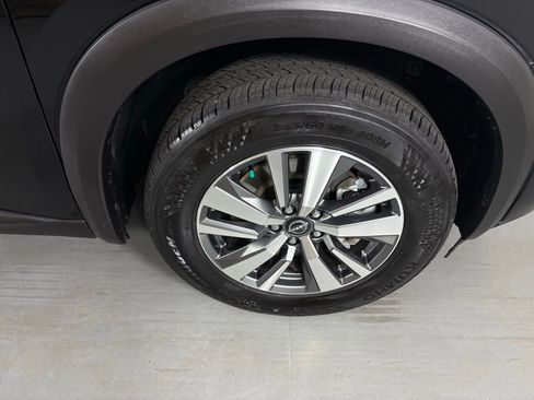 Used 2023 Nissan Pathfinder SL image 10