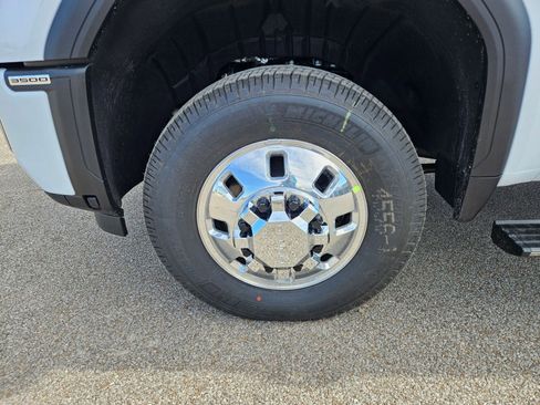 New 2026 GMC Sierra 3500 Denali w/ Denali Reserve Package image 28