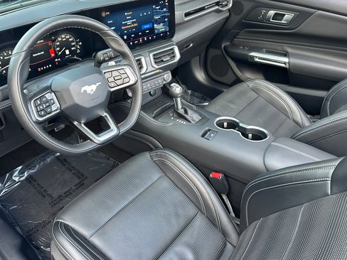 Used 2024 Ford Mustang GT Premium image 4