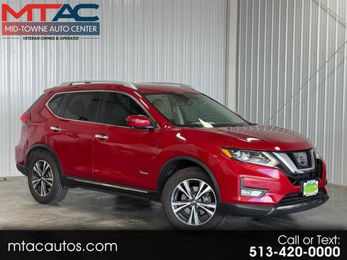 Used 2017 Nissan Rogue SL AWD/4WD image 1
