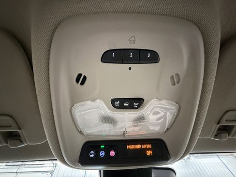 Used 2024 Buick Encore GX Avenir image 19