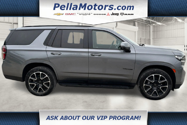 Used 2022 Chevrolet Tahoe RST w/ Luxury Package AWD/4WD image 2