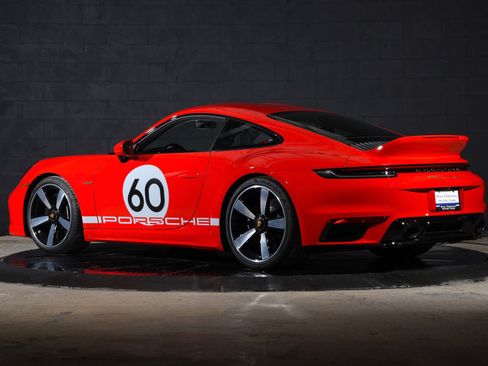 Used 2023 Porsche 911 Sport Classic RWD image 11