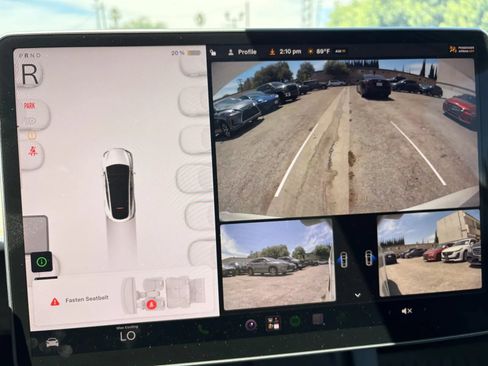 Used 2021 Tesla Model Y Long Range AWD/4WD image 16